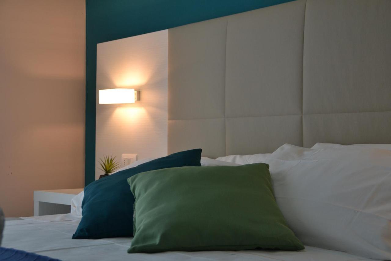 Elite Boutique Hotel Roseto Degli Abruzzi Exteriör bild